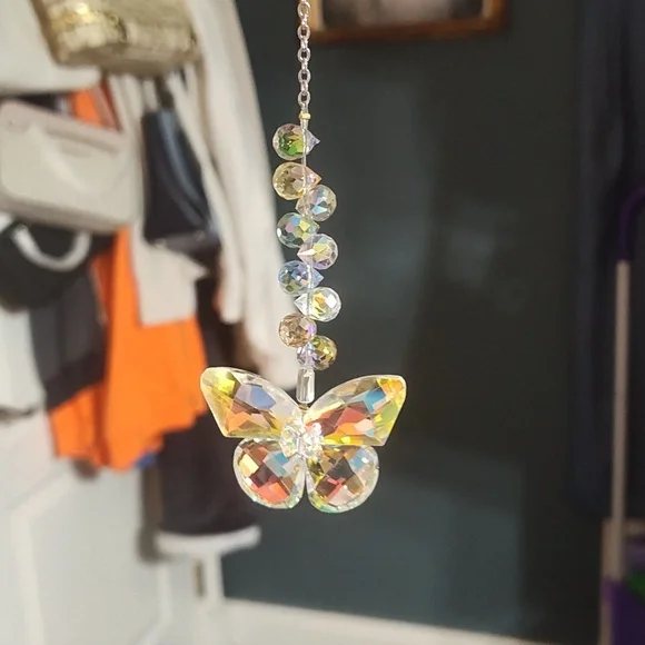 Suncatcher Crystal Butterfly Comes In Blue Green Blue And Yellow - Picture 4 of 9